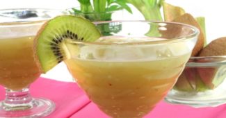 Compote ananas kiwi banane pomme